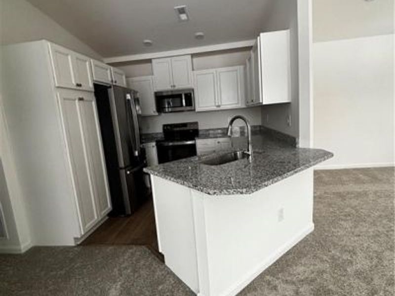 2736 Amberwood, Unit #305, Beavercreek, OH 45431 Photo 4