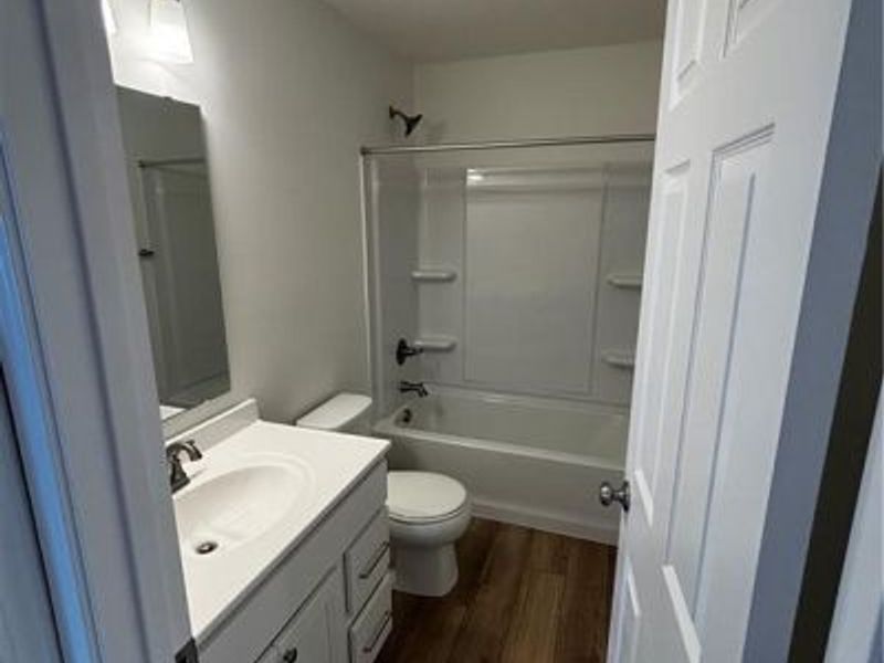 2736 Amberwood, Unit #305, Beavercreek, OH 45431 Photo 9