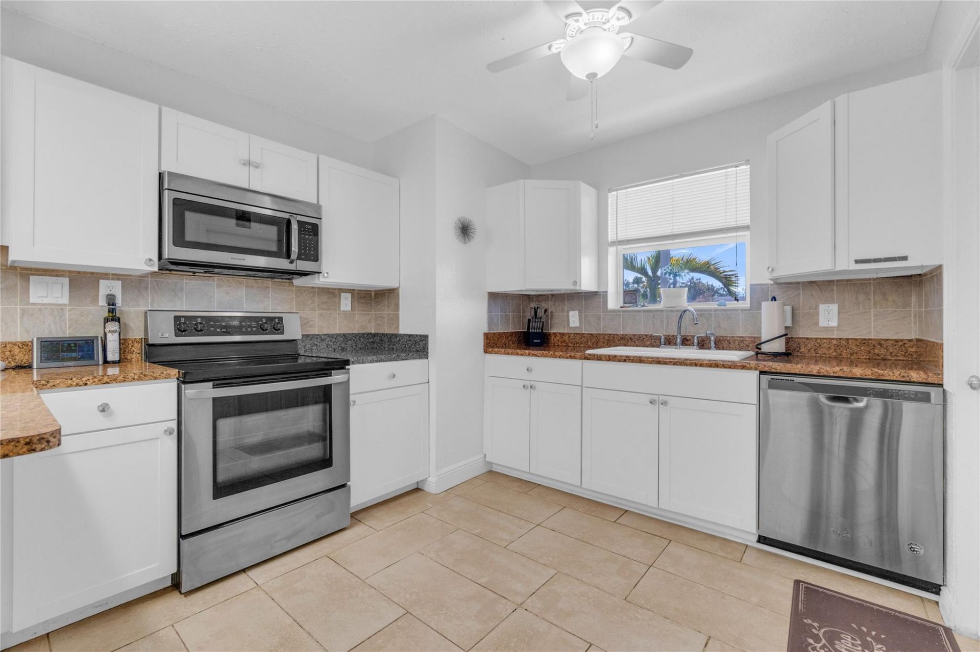 1521 NW 42nd St, Fort Lauderdale, FL 33309 Photo