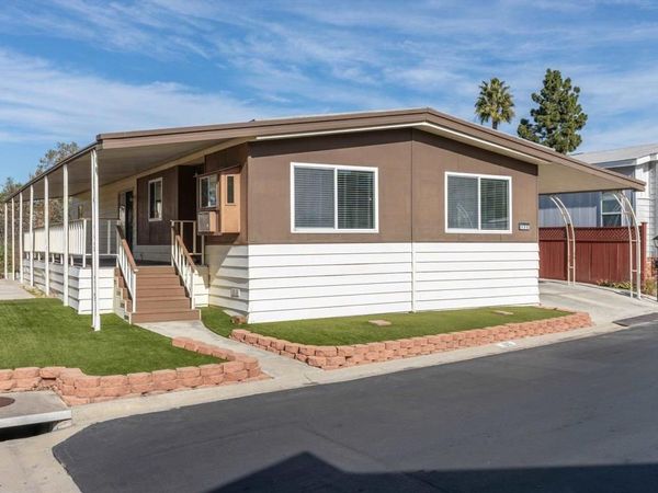 2130 Sunset Drive, Unit 135, Vista, CA 92081