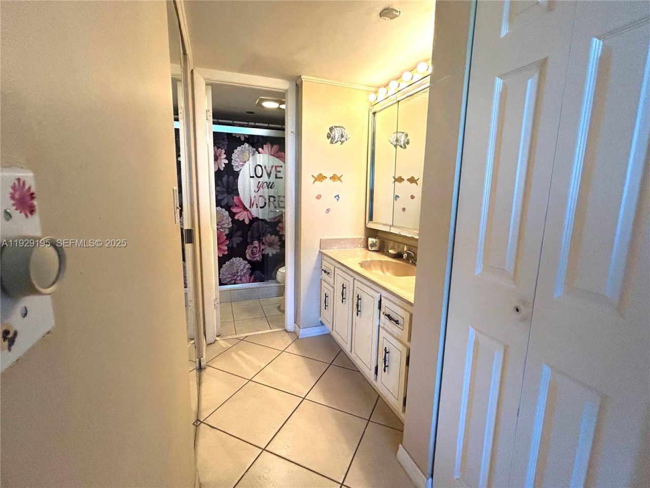 900 Saint Charles Pl, Unit 606, Pembroke Pines, FL 33026 Photo