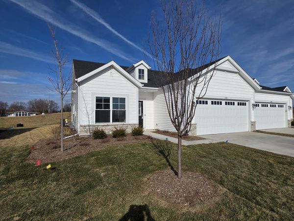 6182 River Run Avenue, Portage, IN 46368