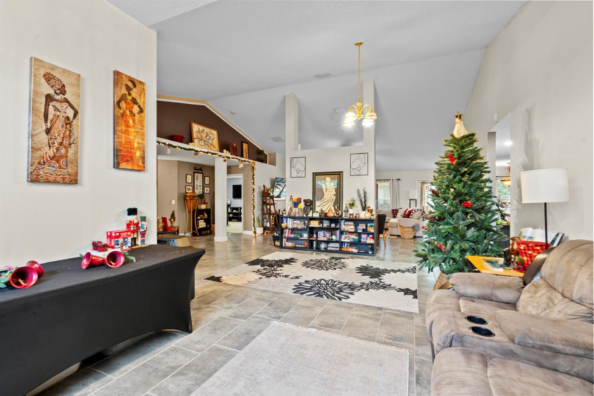 370 SW Tulip Boulevard, Port Saint Lucie, FL 34953 Photo