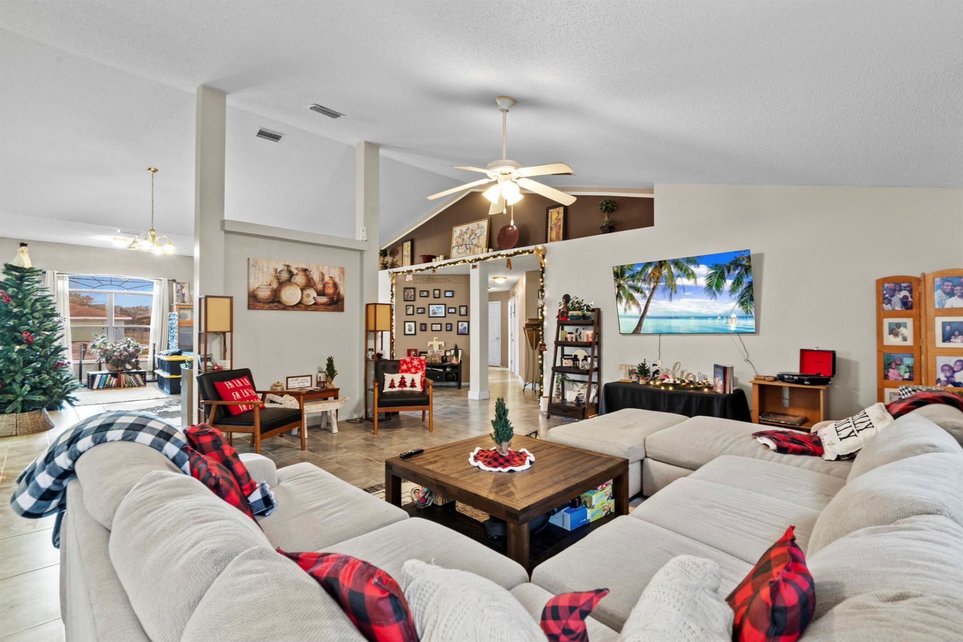 370 SW Tulip Boulevard, Port Saint Lucie, FL 34953 Photo