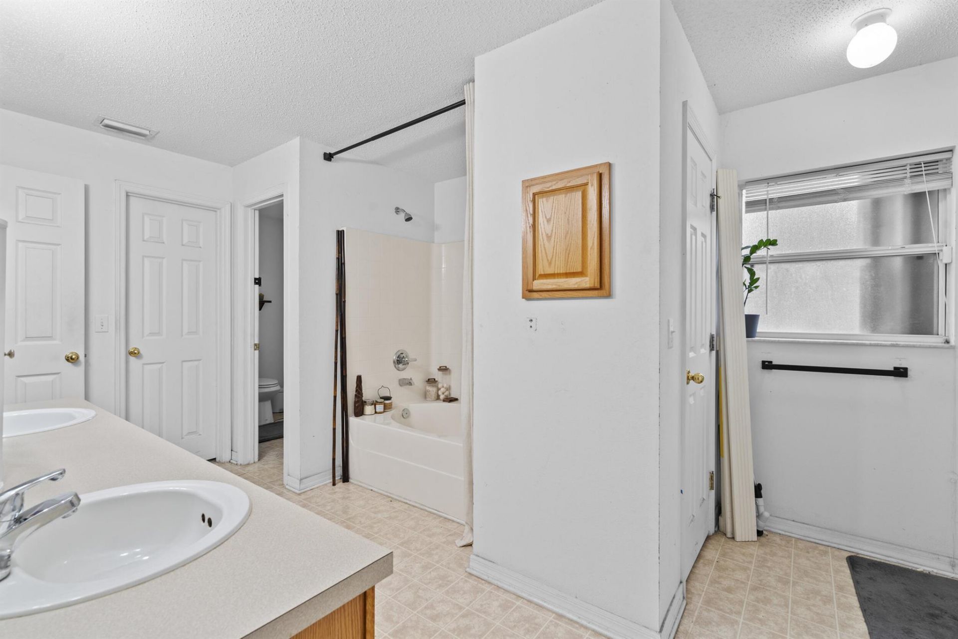 370 SW Tulip Boulevard, Port Saint Lucie, FL 34953 Photo