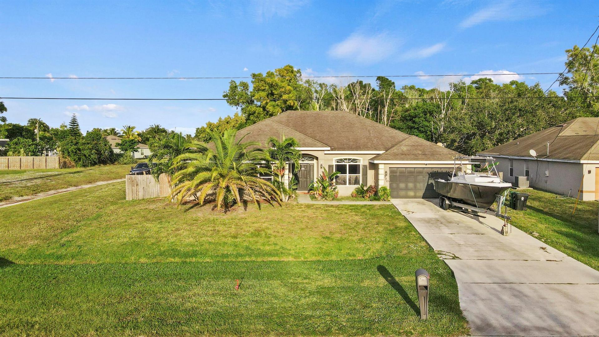 370 SW Tulip Boulevard, Port Saint Lucie, FL 34953 Photo
