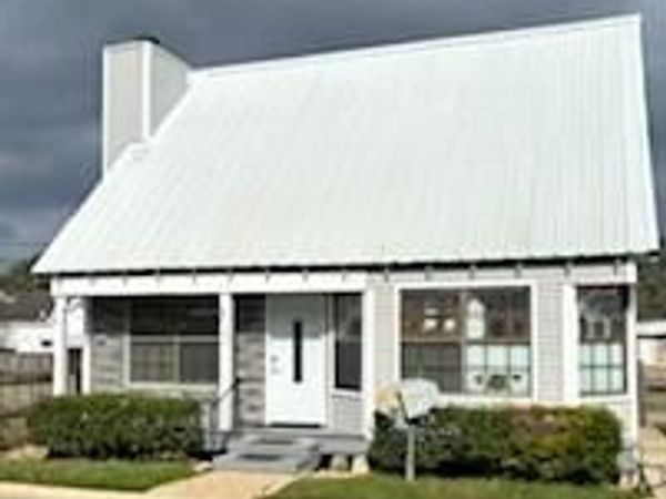 106 Holmes Drive, Abbeville, LA 70510