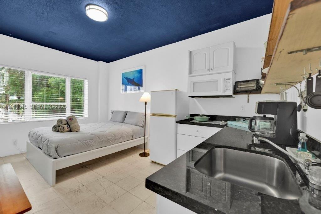 255 W 24th St, Unit 302, Miami Beach, FL 33140 Photo