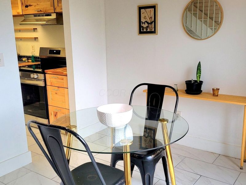 734 Worthington Forest Place, Columbus, OH 43229 Photo 4