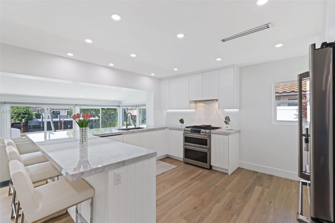 2448 SE 9th St, Pompano Beach, FL 33062 Photo