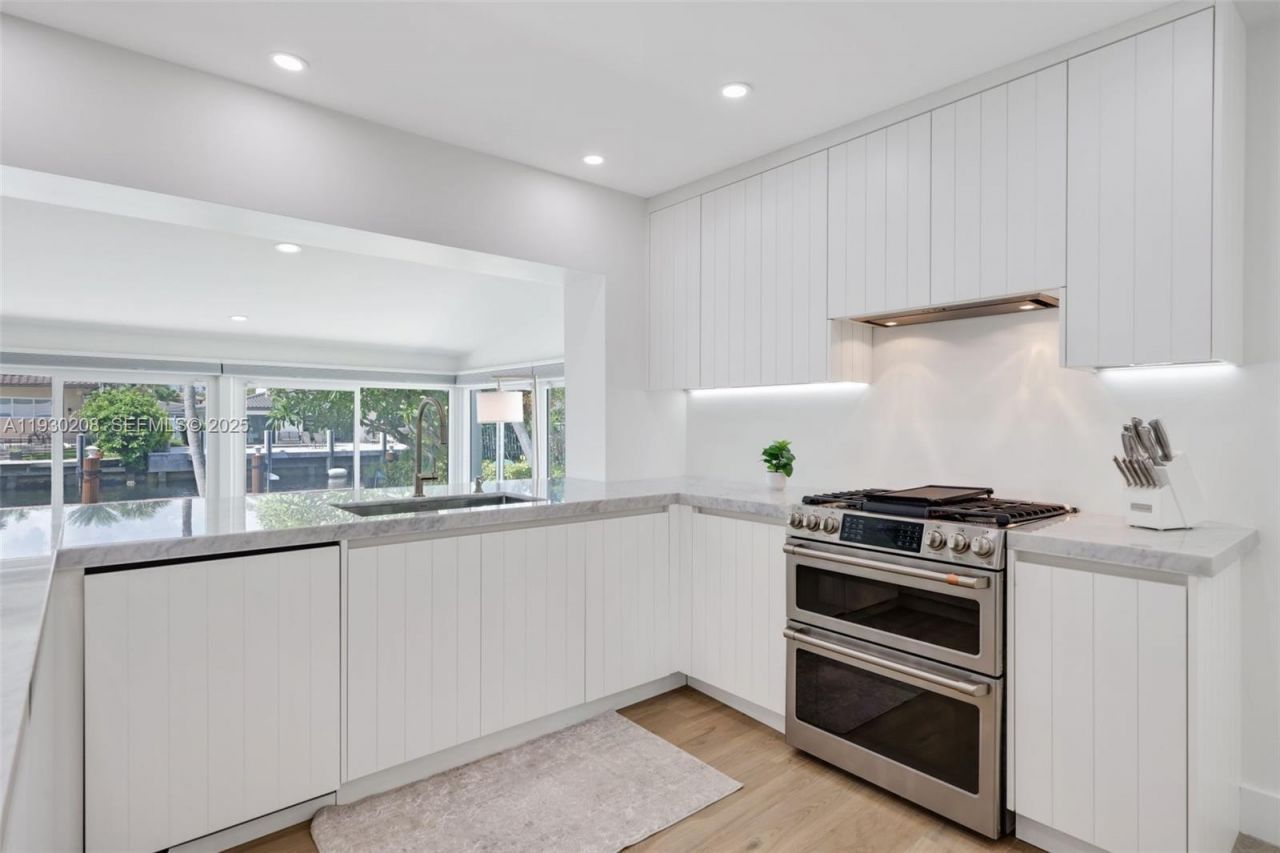 2448 SE 9th St, Pompano Beach, FL 33062 Photo