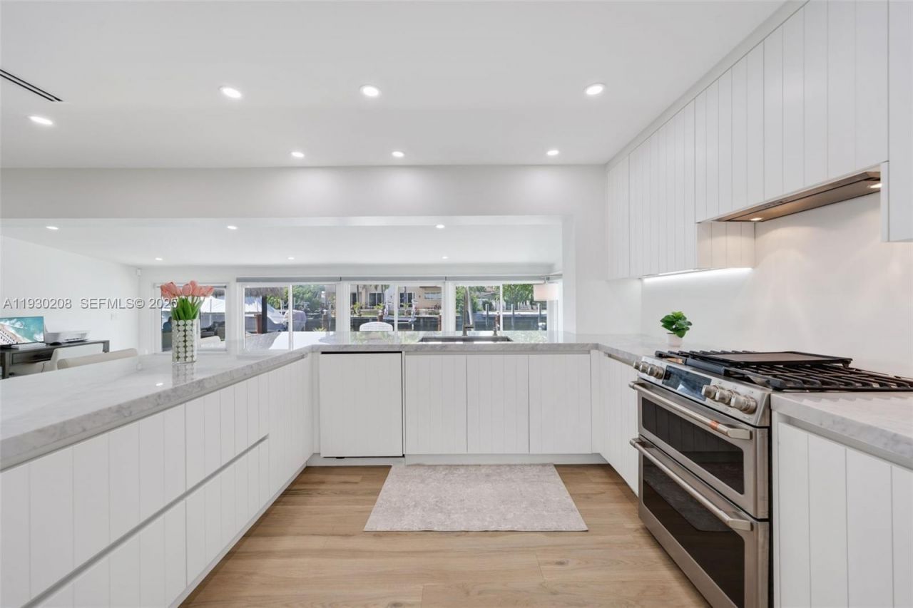 2448 SE 9th St, Pompano Beach, FL 33062 Photo