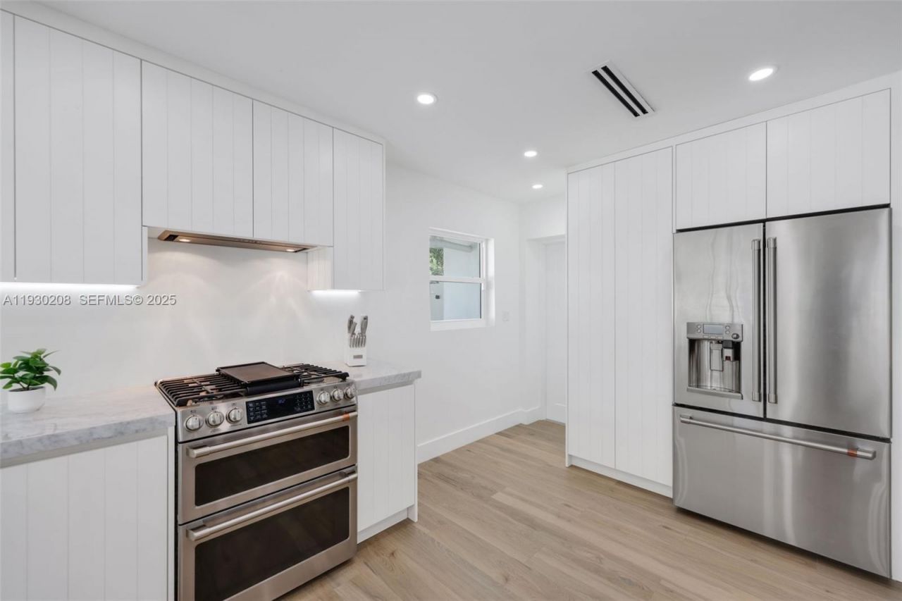 2448 SE 9th St, Pompano Beach, FL 33062 Photo