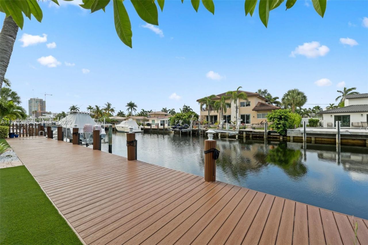 2448 SE 9th St, Pompano Beach, FL 33062 Photo