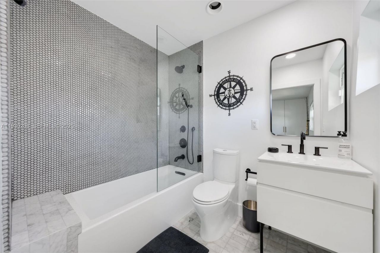 2448 SE 9th St, Pompano Beach, FL 33062 Photo