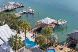 636 N Creekside Dr. photo 4