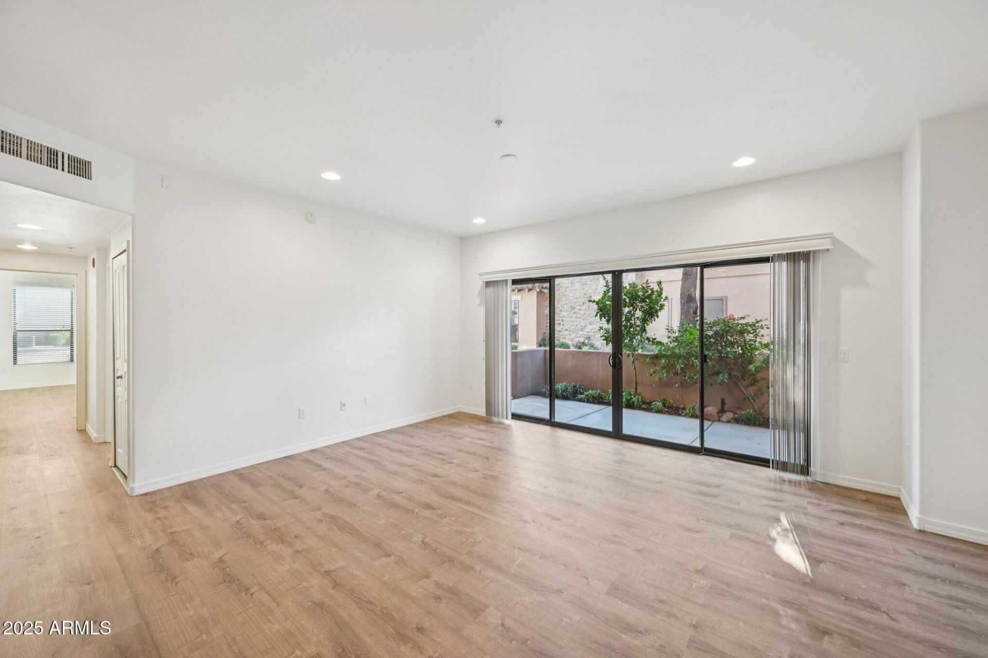 20660 N 40th Street, Unit 1059, Phoenix, AZ 85050 Main Photo