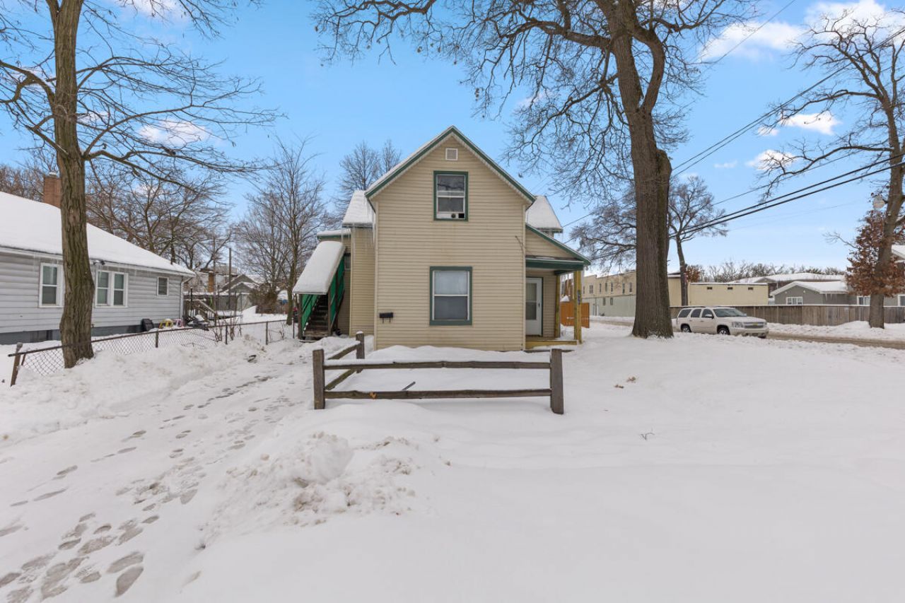 2936 Sanford Street, Muskegon, MI 49444 Main Photo