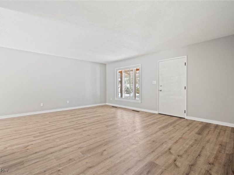 6194 Eldridge Boulevard, Bedford Heights, OH 44146 Photo 16