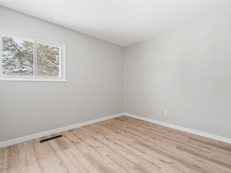 6194 Eldridge Boulevard, Bedford Heights, OH 44146 Photo 34