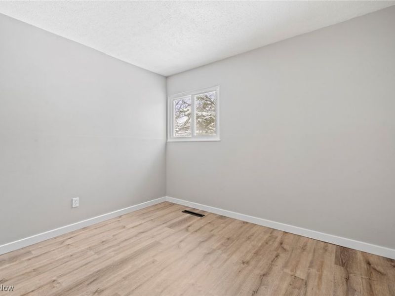 6194 Eldridge Boulevard, Bedford Heights, OH 44146 Photo 35