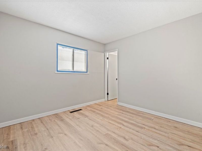 6194 Eldridge Boulevard, Bedford Heights, OH 44146 Photo 40