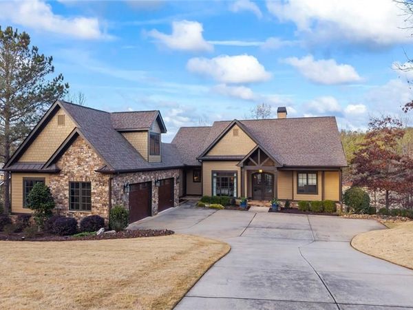 1308 Currahee Club Drive, Toccoa, GA 30577