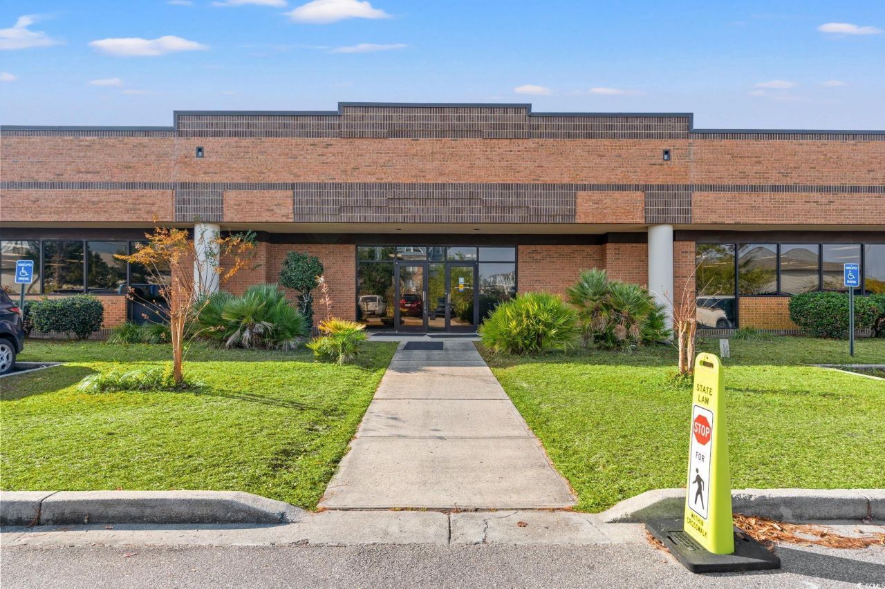 8733 & 8739 Highway 17 Bypass Photo 16