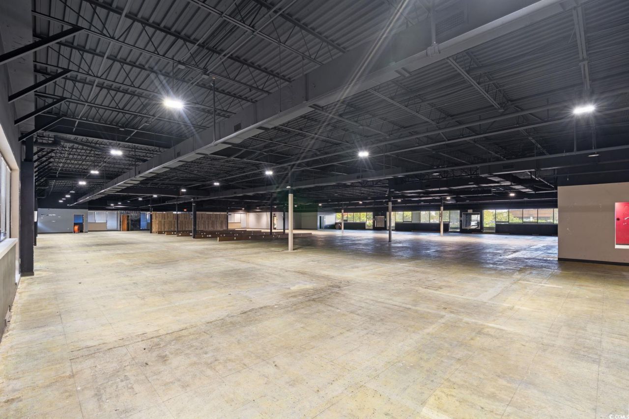 8733 & 8739 Highway 17 Bypass Photo 24