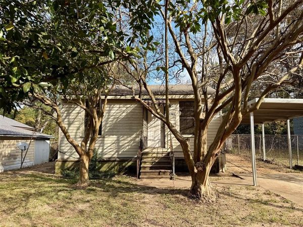 5923 Henderson Avenue, Shreveport, LA 71106