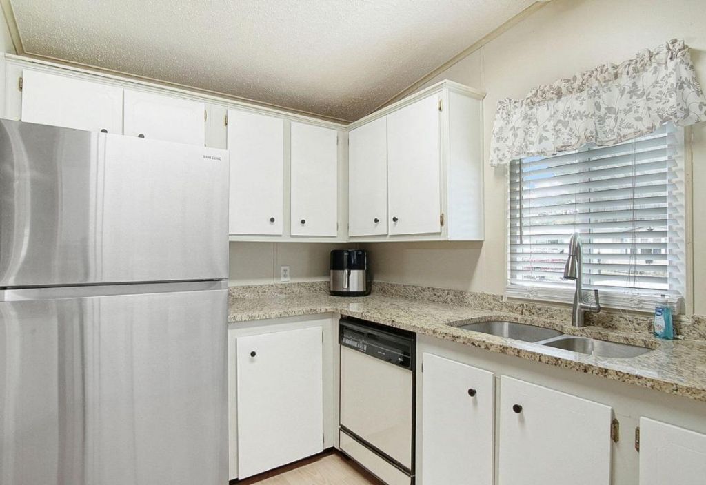 8572 Florence Drive, Port Saint Lucie, FL 34952 Photo