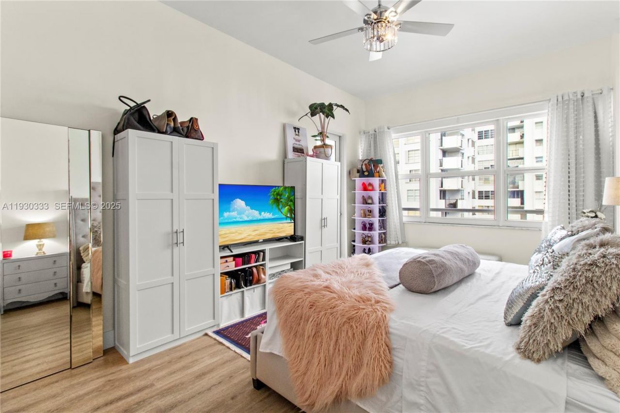 18061 Biscayne Blvd, Unit PH01, Aventura, FL 33160 Photo