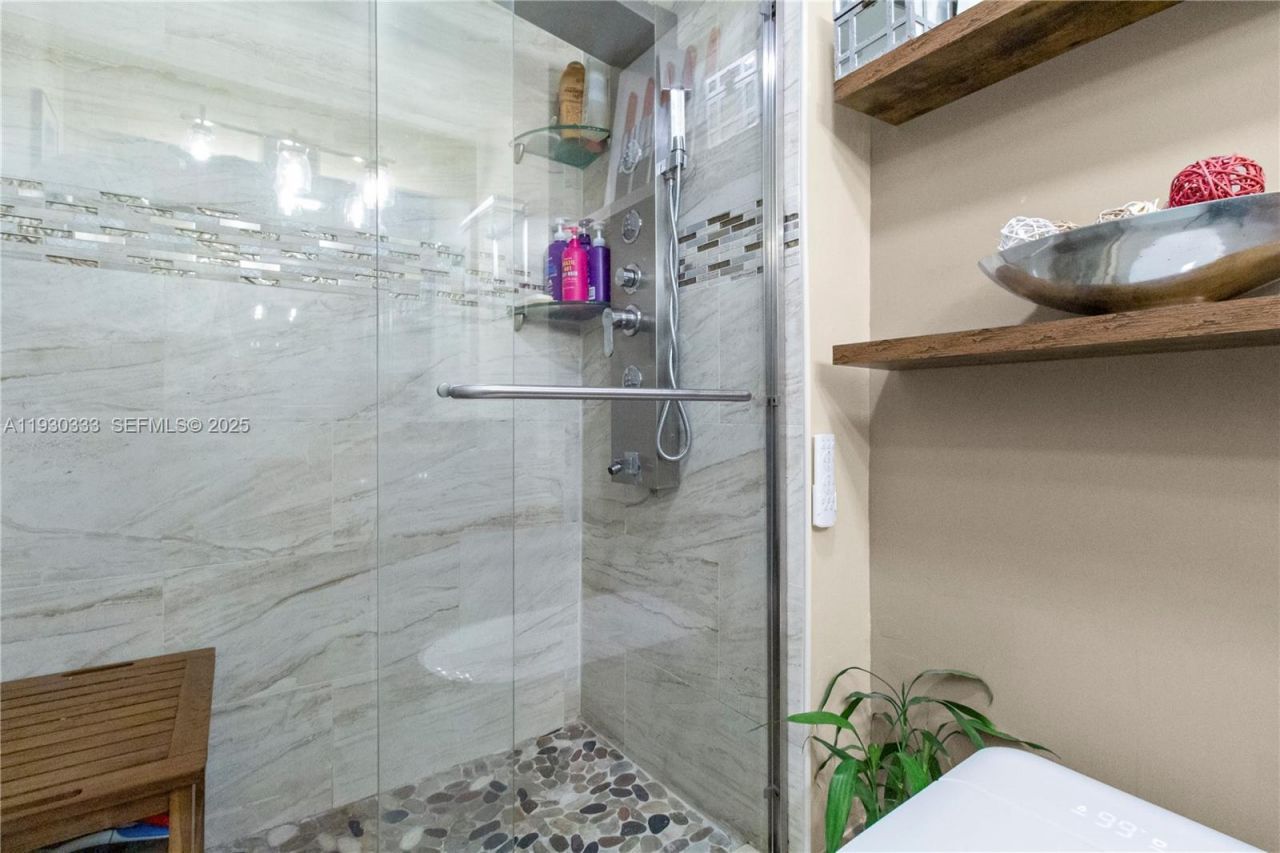 18061 Biscayne Blvd, Unit PH01, Aventura, FL 33160 Photo