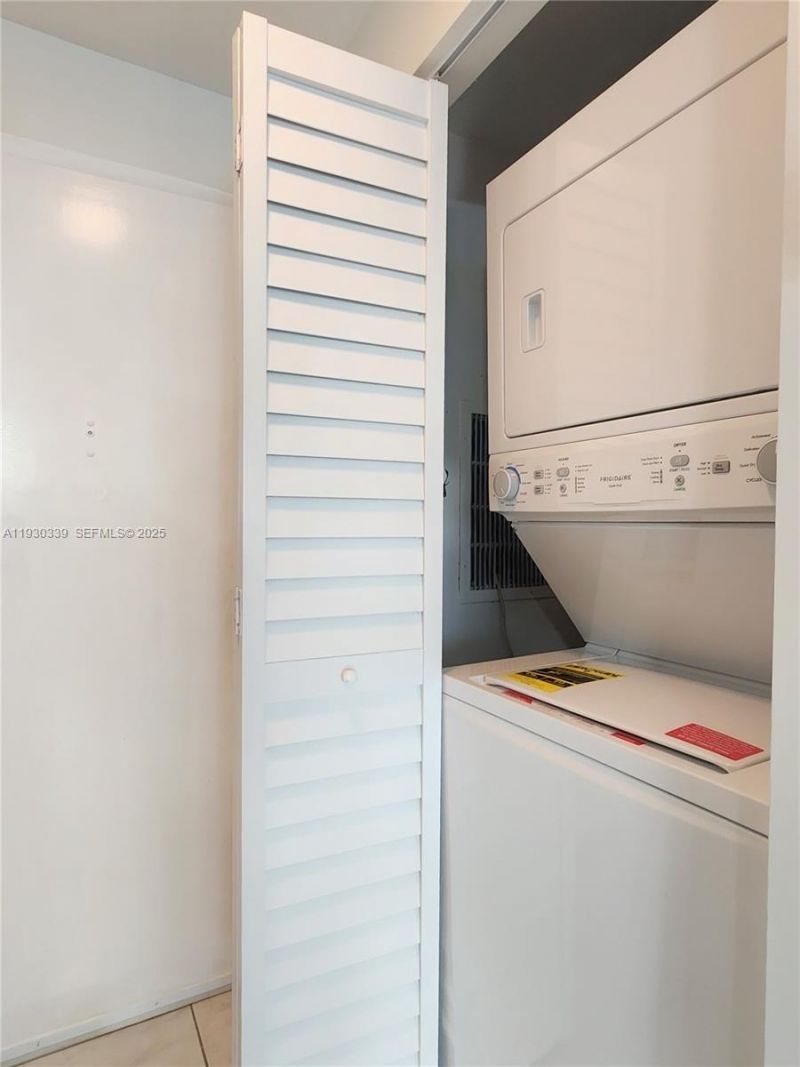 3505 S Ocean Dr, Unit 508, Hollywood, FL 33019 Photo