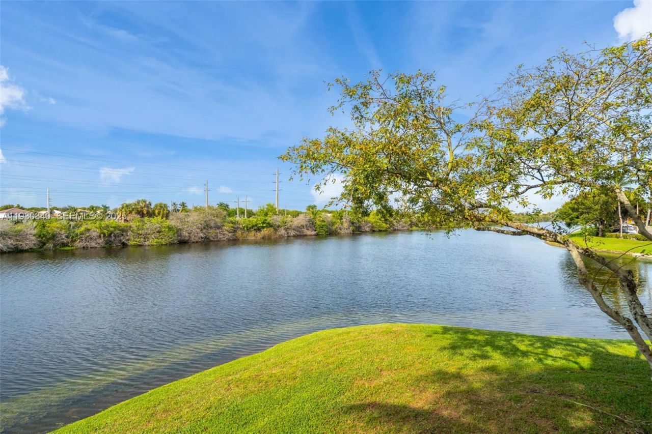 2401 W Preserve Way, Unit 204, Miramar, FL 33025 Photo