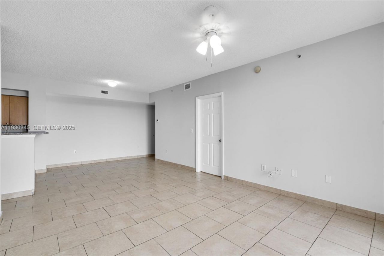 2401 W Preserve Way, Unit 204, Miramar, FL 33025 Photo