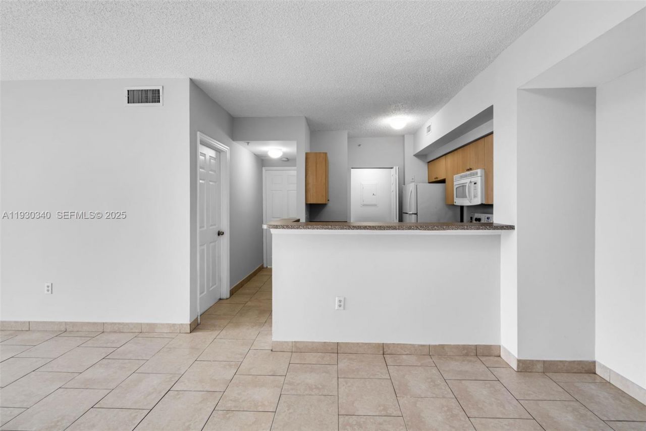 2401 W Preserve Way, Unit 204, Miramar, FL 33025 Photo
