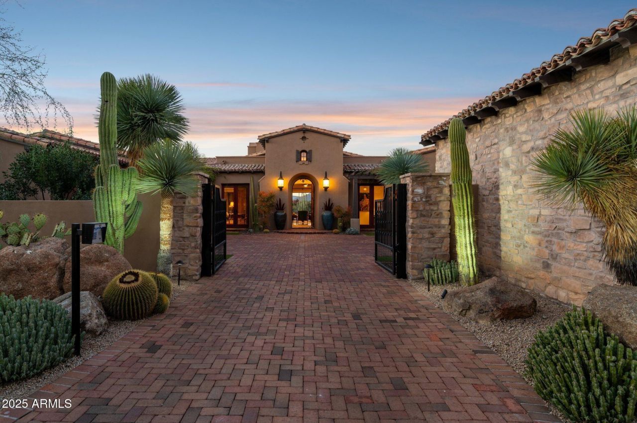 10986 E Wildcat Hill Road, Scottsdale, AZ 85262 Main Photo