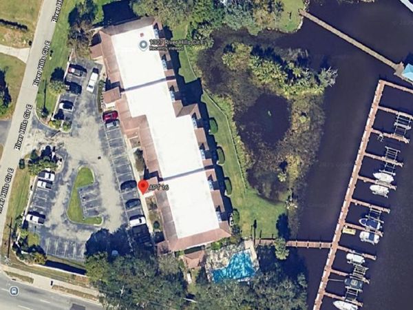 1307 RIVER HILLS Circle, Unit 16, Jacksonville, FL 32211