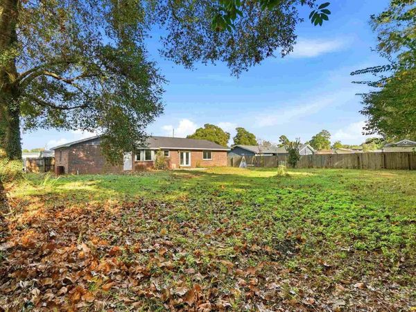 4605 Heatherwood Way, Pace, FL 32571