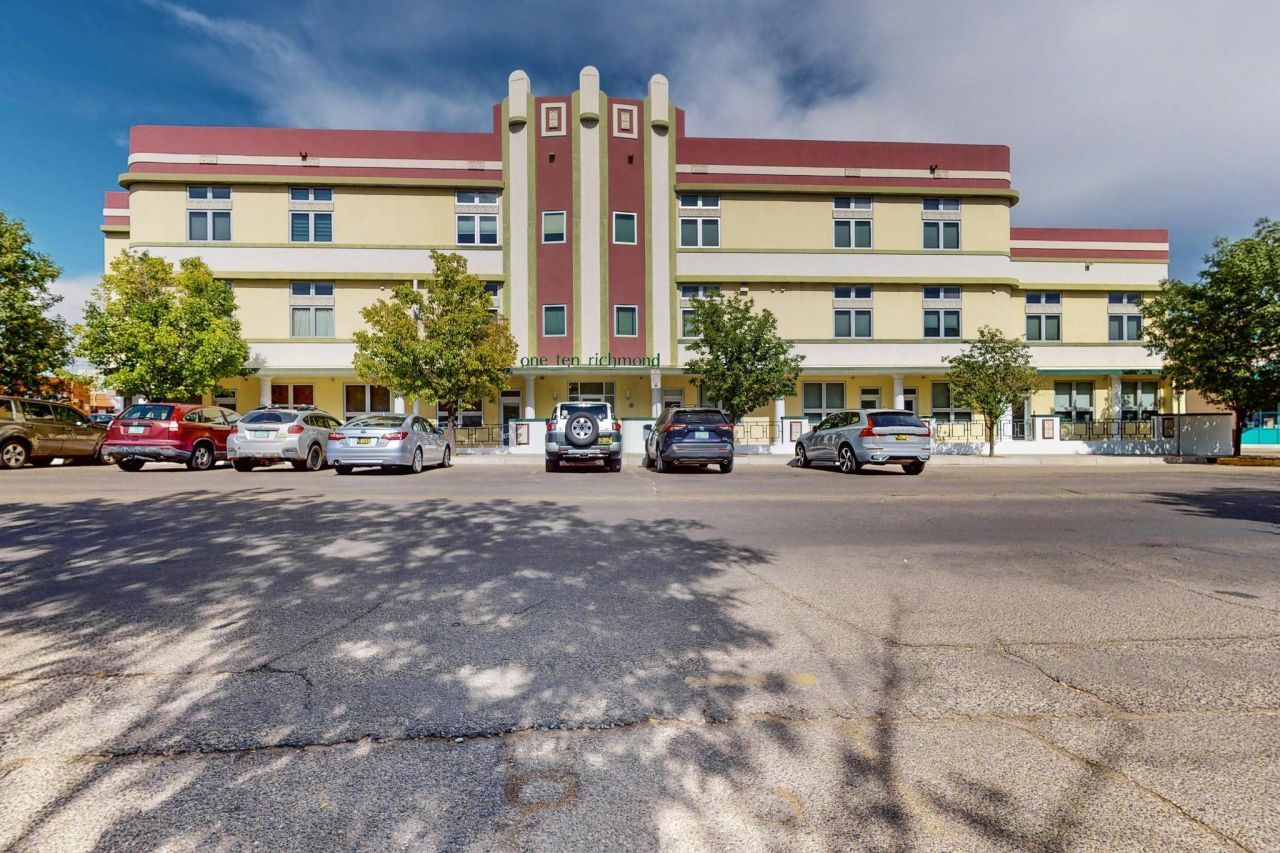 110 Richmond Drive Se, Unit 305, Albuquerque, NM 87106 Main Photo
