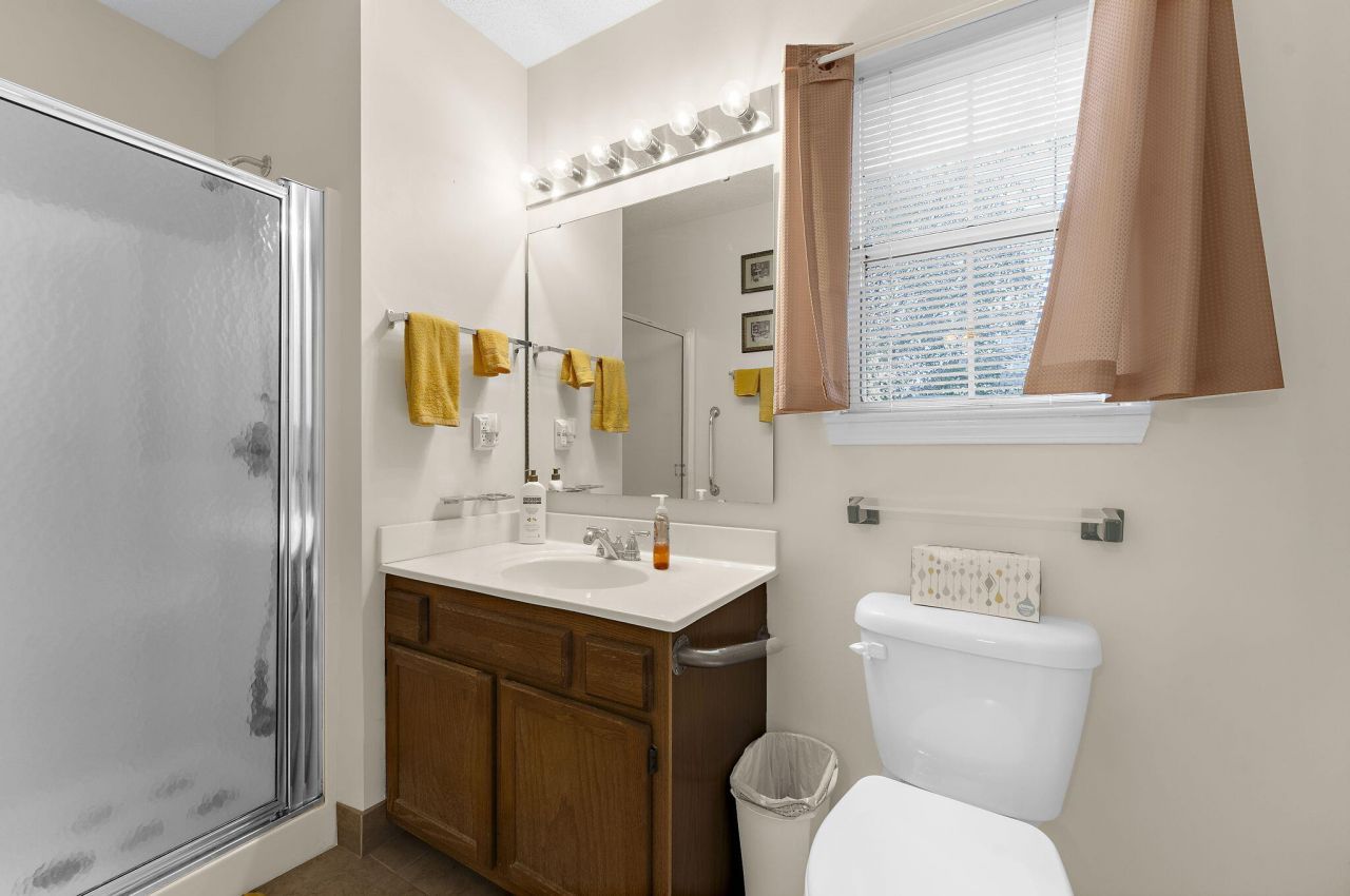 4014 Saint Martins Court Photo 17