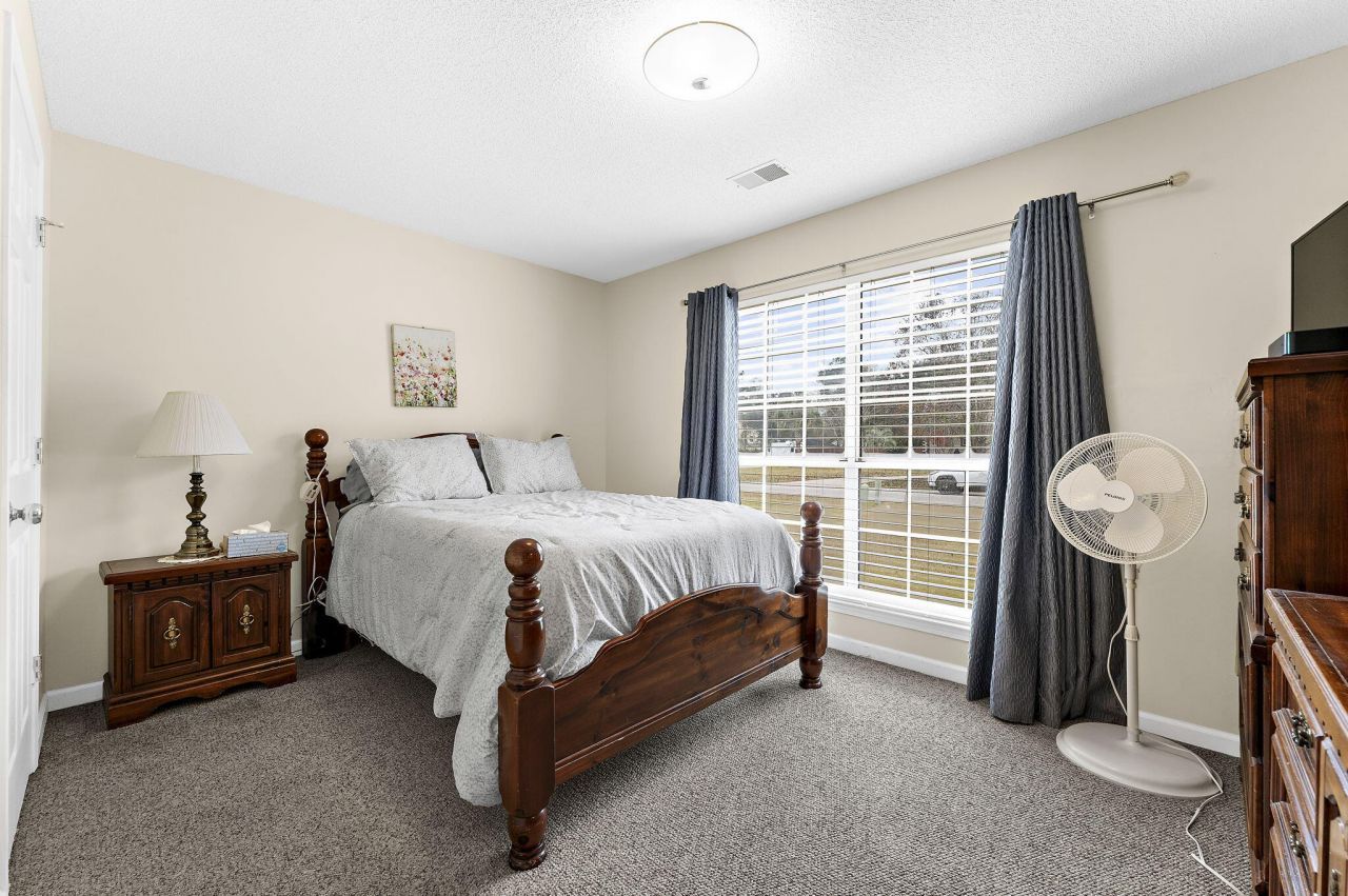 4014 Saint Martins Court Photo 19