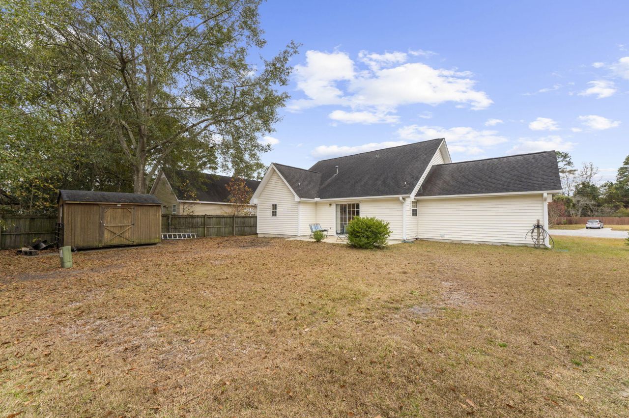 4014 Saint Martins Court Photo 28