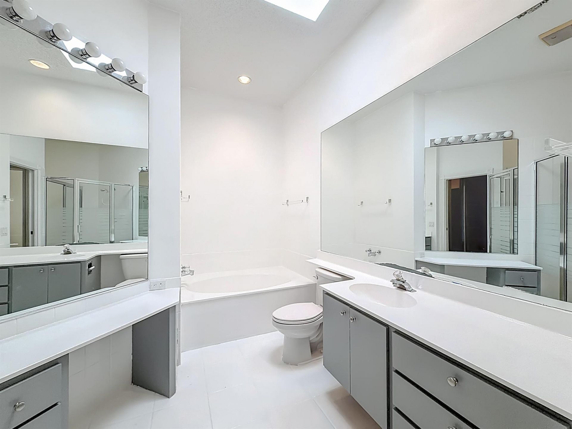 240 NW Bentley Circle, Port Saint Lucie, FL 34986 Photo