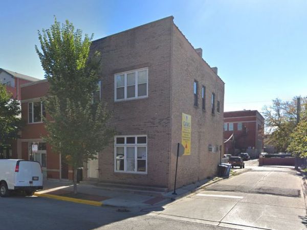 1077 W Polk Street, Chicago, IL 60607