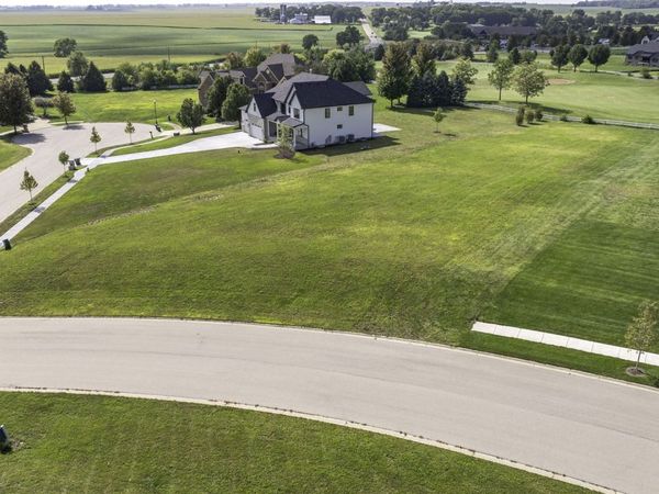 7751 Bentgrass Circle, Yorkville, IL 60560