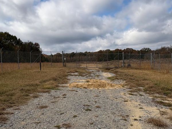 3022 W W Northside Drive, Jackson, MS 39213