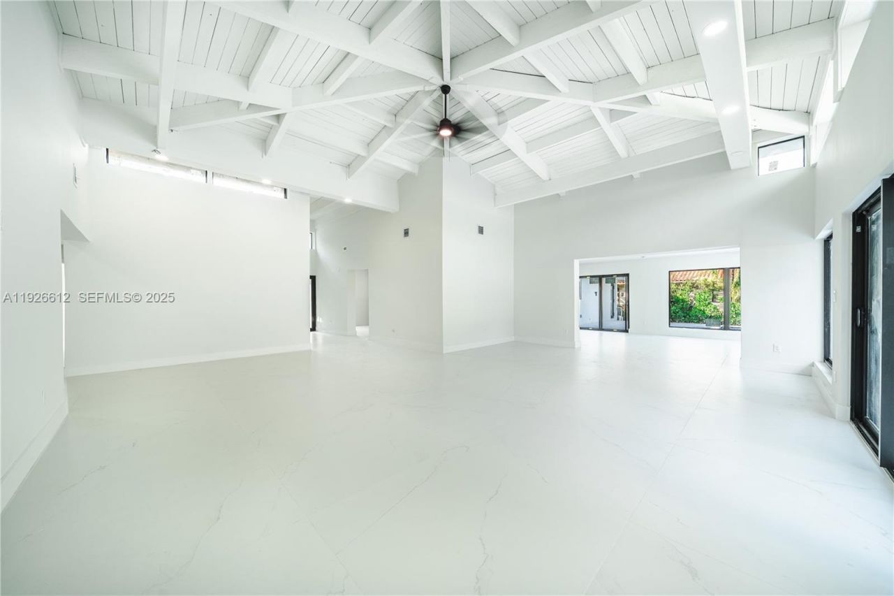 18101 NW 19th Ave, Miami Gardens, FL 33056 Photo