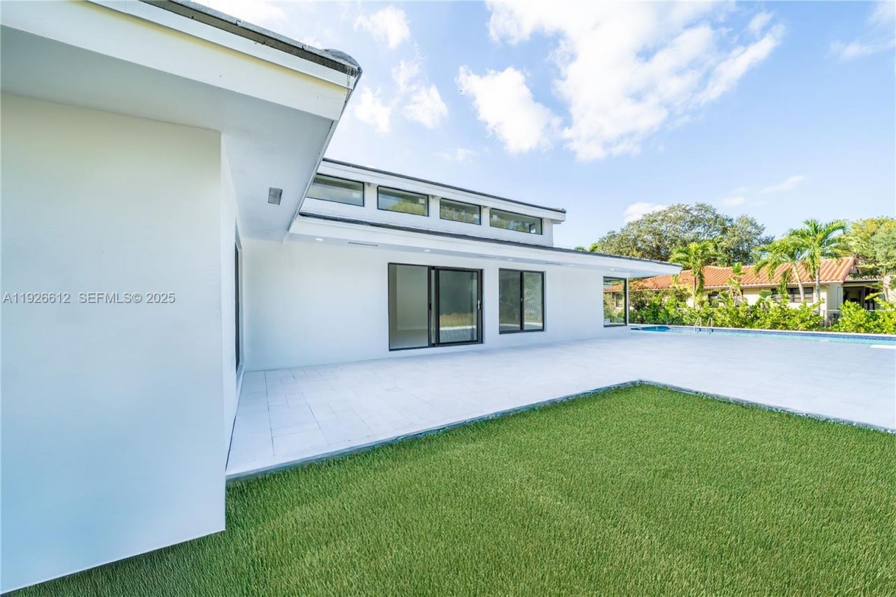 18101 NW 19th Ave, Miami Gardens, FL 33056 Photo